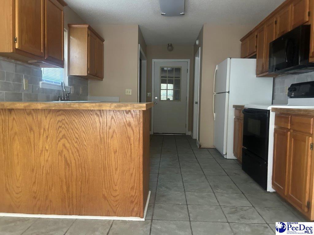 Building Photo - 1334 Cabrillo Dr