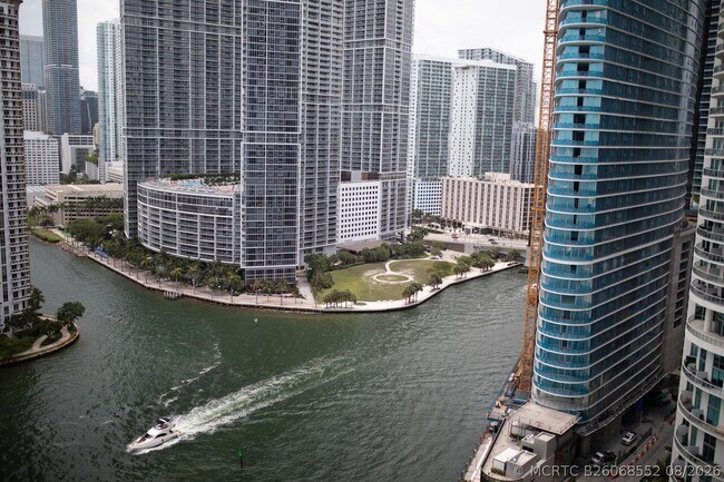 Building Photo - 325 S Biscayne Blvd