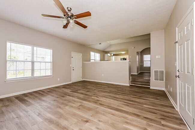 Building Photo - 1150 Ivey Ln