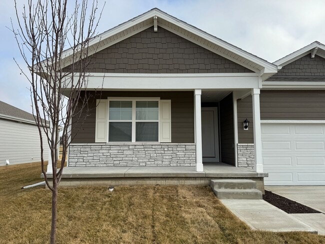 Building Photo - Never-Lived-In 4-Bedroom Ranch with Finished Basement Near Offutt AFB