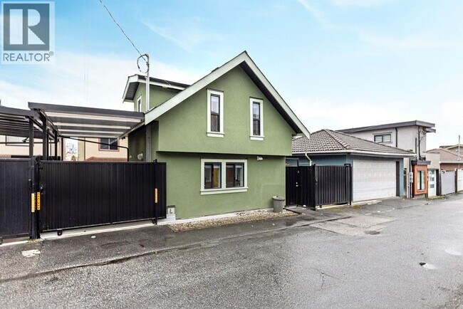 Photo du bâtiment - 1477 E 61st Ave