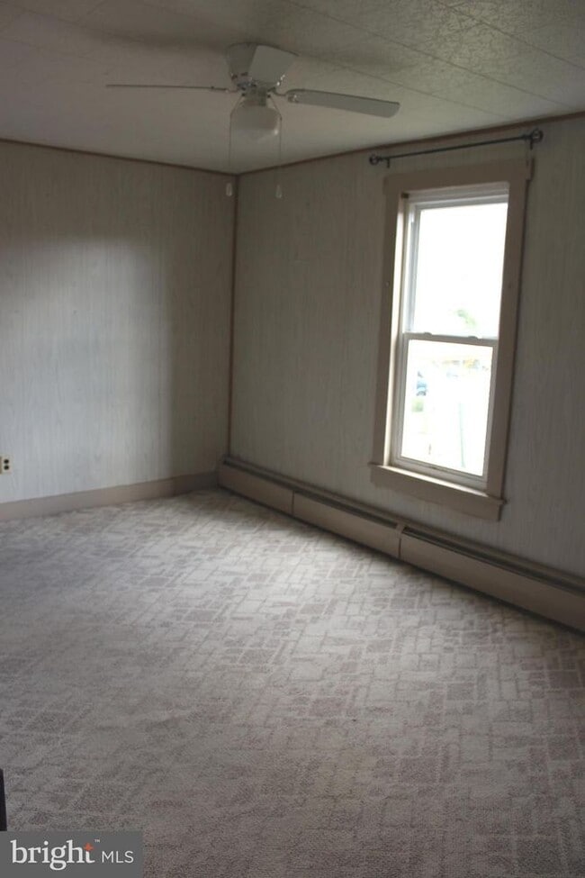 Building Photo - 150 Midland Ave