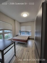 Building Photo - 258A-258A Sunview St