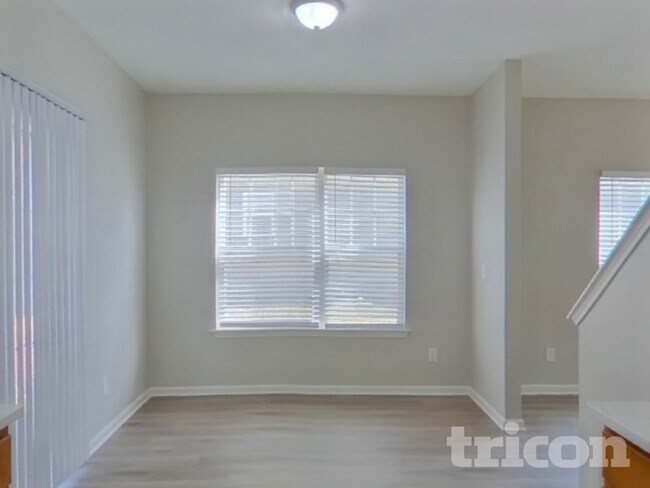 Building Photo - 138 Stanley Ct