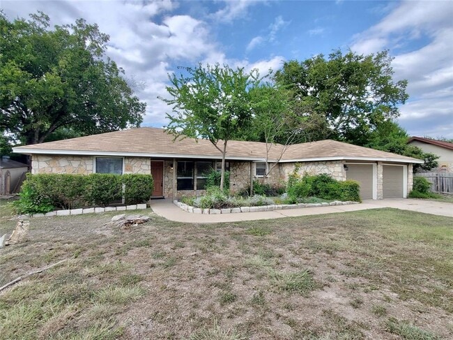 Building Photo - 9512 Meadowheath Dr