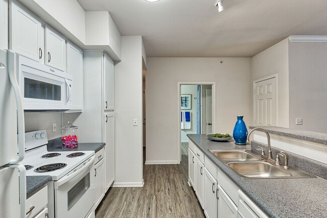 Building Photo - Eastland Trails Apartments