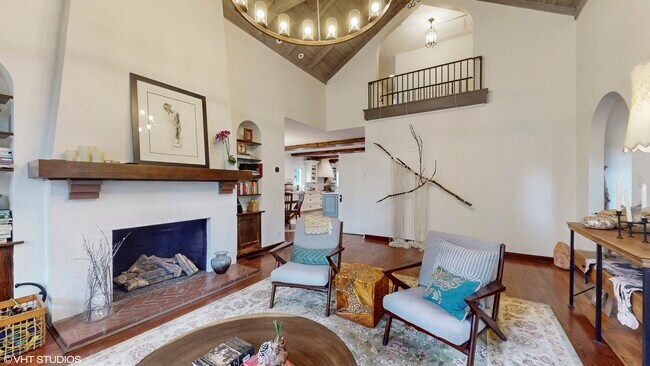 Building Photo - 2318 Vardon Ln