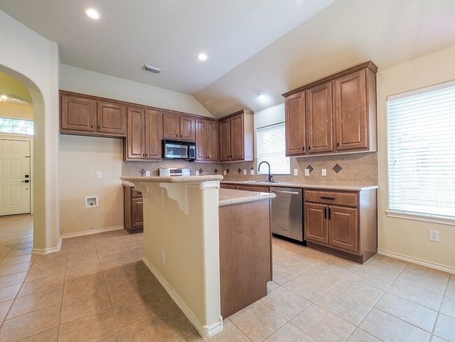Foto del edificio - 3822 Vallarta Ln