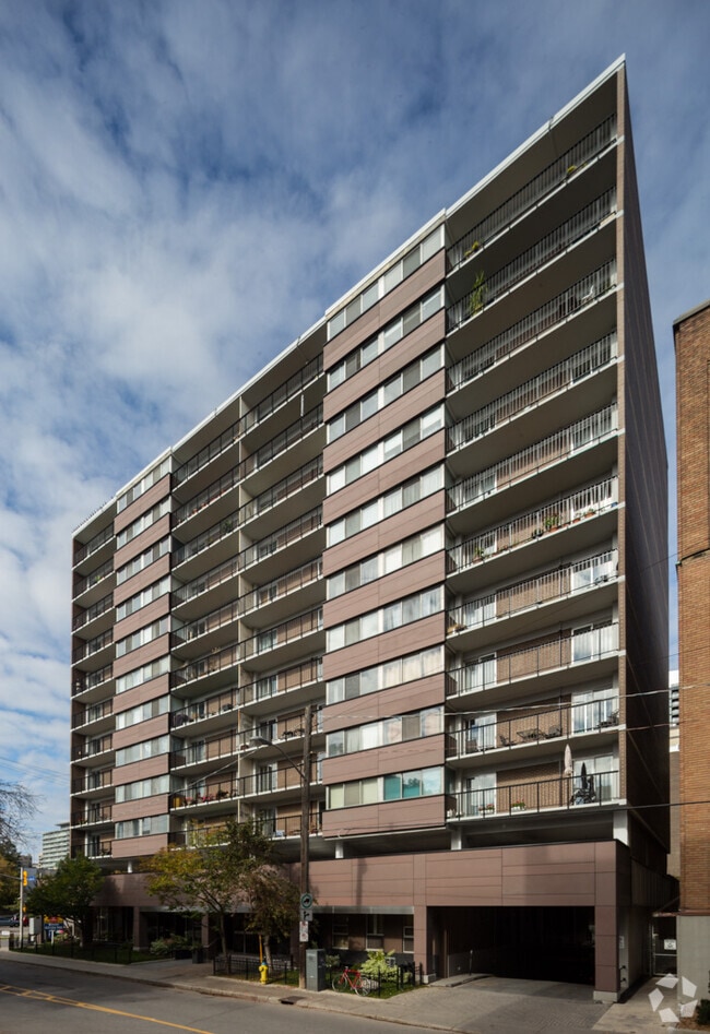 Building Photo - Kenson Towers