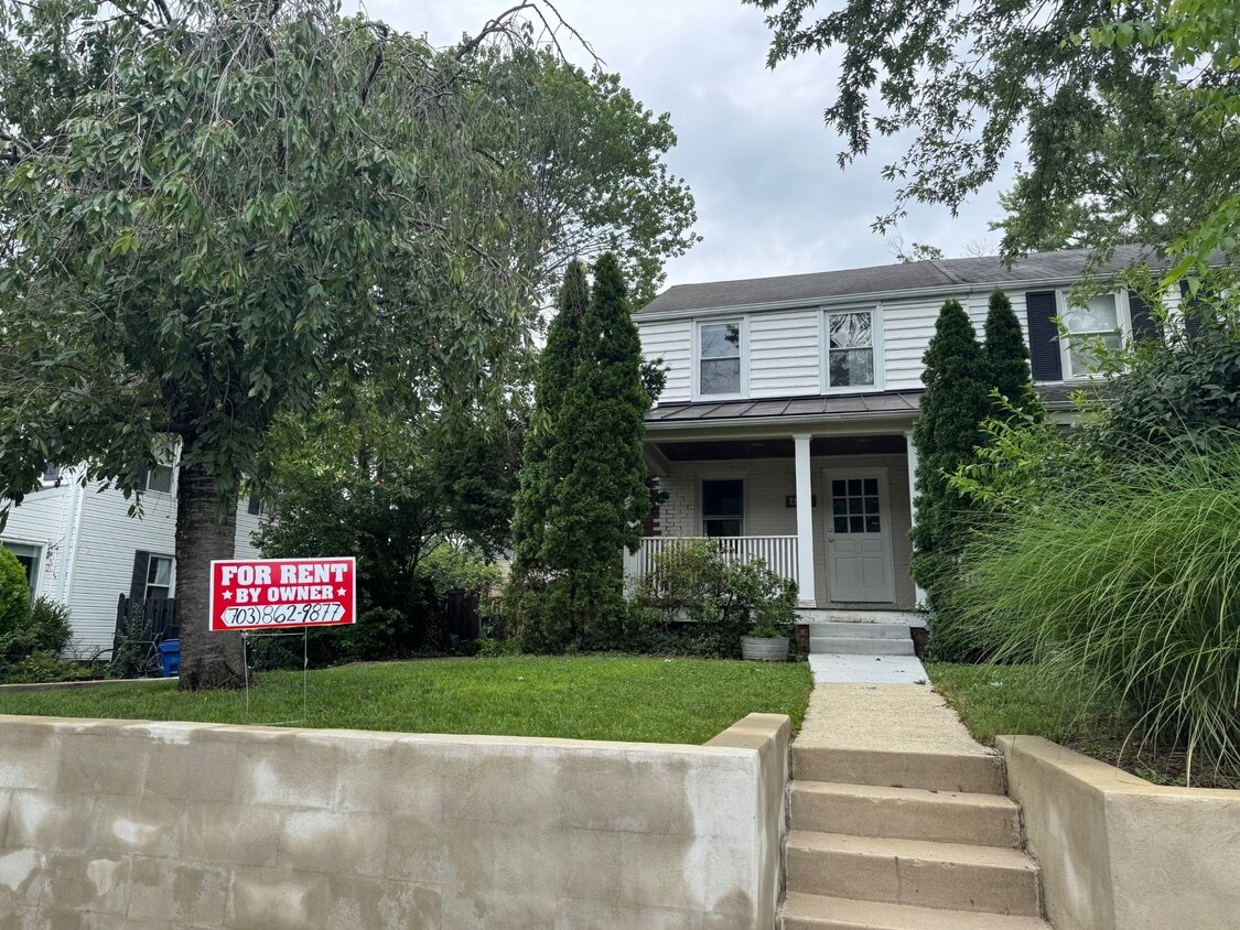 Photo - 6019 Monticello Rd (Alexandria, VA)