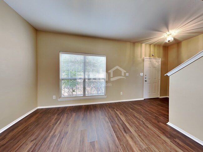 Building Photo - 2408 Westheimer Road