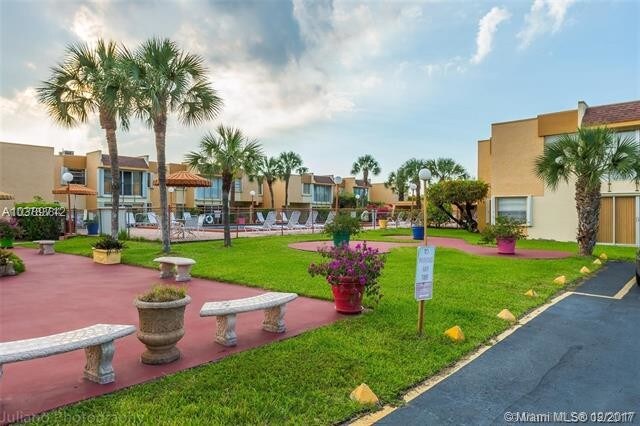Foto del edificio - 9311 SW 4th St