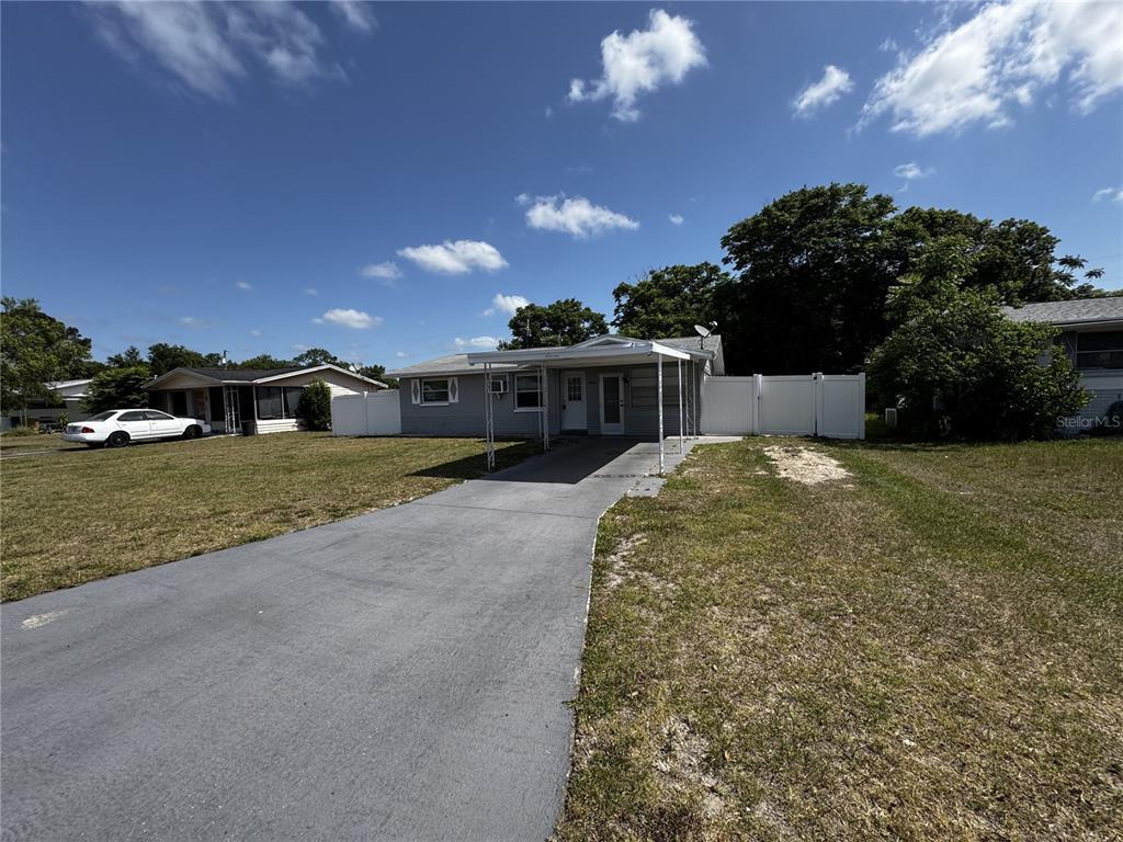 Primary Photo - 7 Oak Knoll St