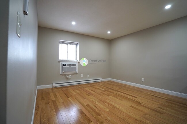 Photo - 1198 Commonwealth Ave Apartment