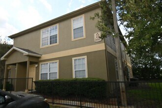Building Photo - 36047 Deer Creek Dr