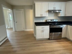 Building Photo - 38 Graham St