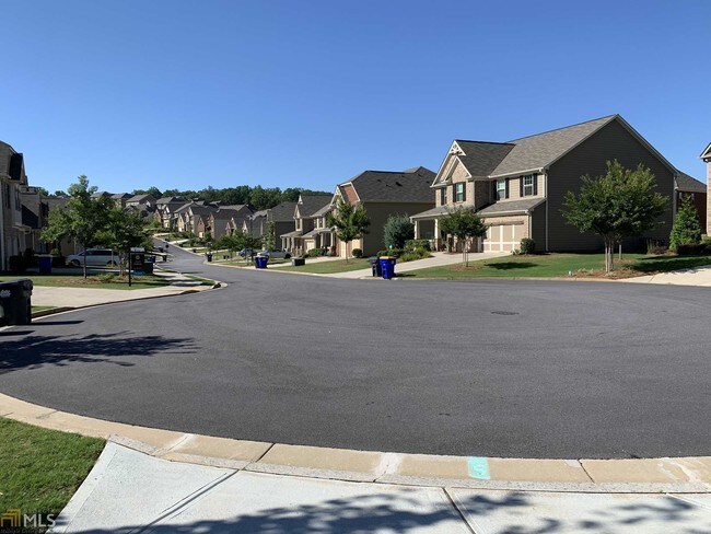 Building Photo - 4480 Egret Ave