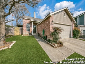 Building Photo - 16606 Winding Oak Dr