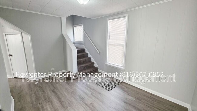 Foto del edificio - 142 N Bellaire Ave