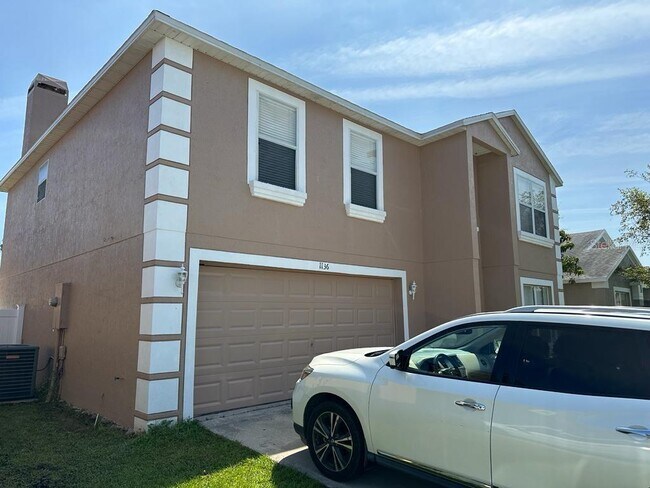 Building Photo - 1136 Epson Oaks Way