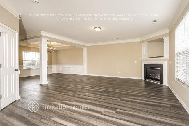 Building Photo - 849 Hedgepath Terrace