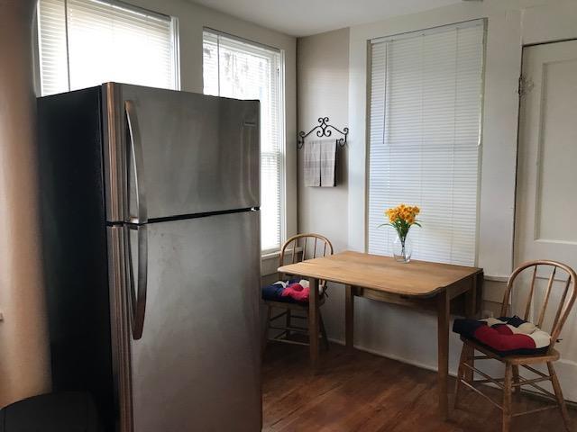 Photo - 614 Barbe St House