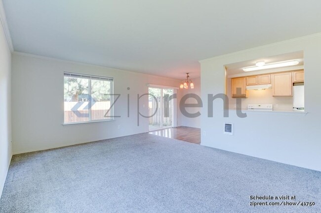Building Photo - 936 24th St NE