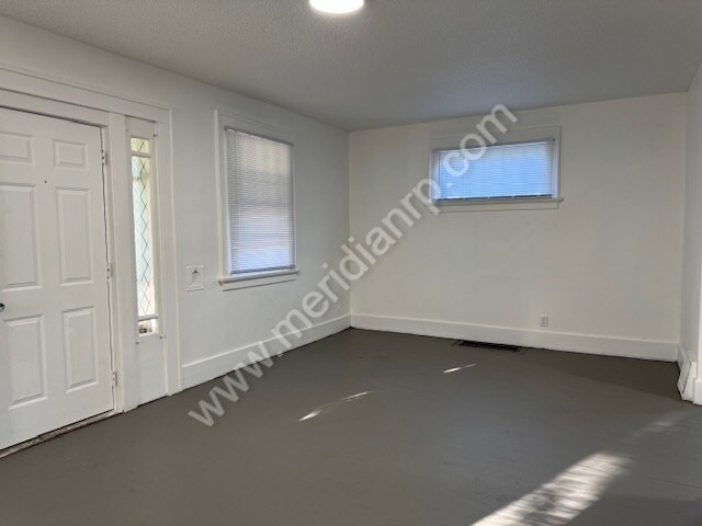Building Photo - 515 E Rudisill Blvd