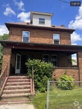 Building Photo - 344 Deer Ln