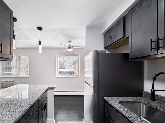 Interior Photo - Coventry Mayfield Apartments
