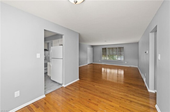 Foto del edificio - 8120 Whittington Dr