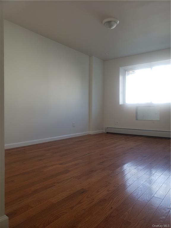 Building Photo - 1048 Olmstead Ave