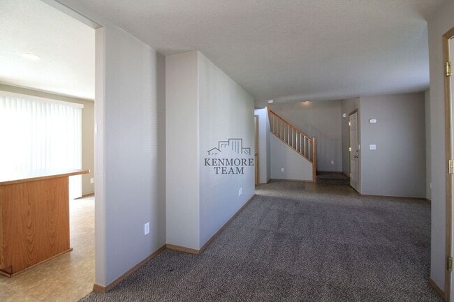 Building Photo - 8708 Overland Ct