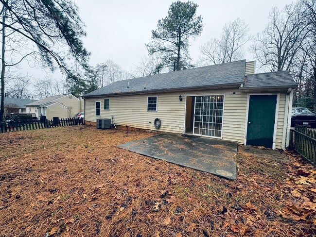 Photo - Great House on Wiggington Road
