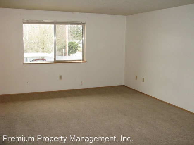 Building Photo - 4261-4299-4297 Tiffany Pl NE