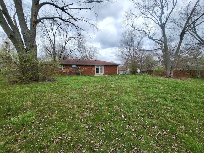 Building Photo - 10359 Chris Dr