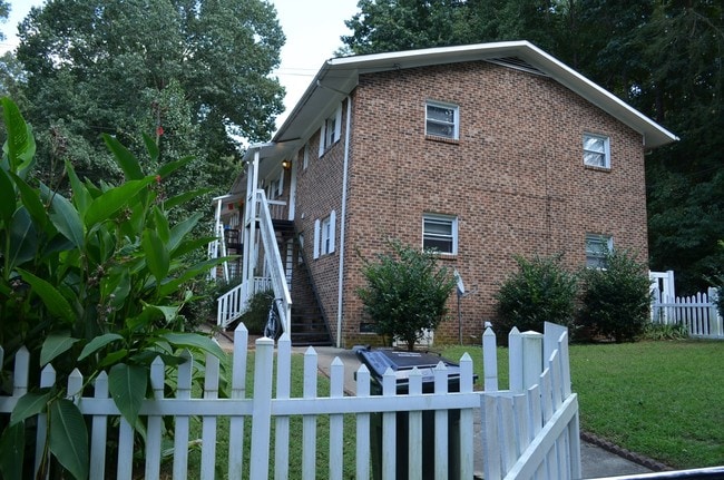 Building Photo - 125-139 Johnson St