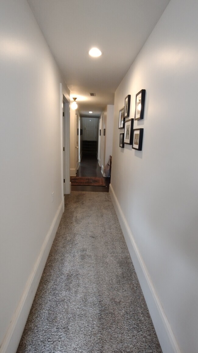 Foto del edificio - 139 N 4th St