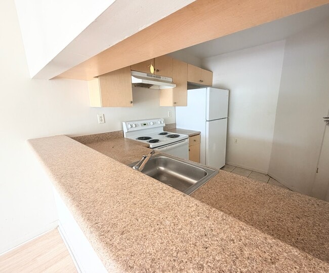 Building Photo - 960 Lake Victoria Dr