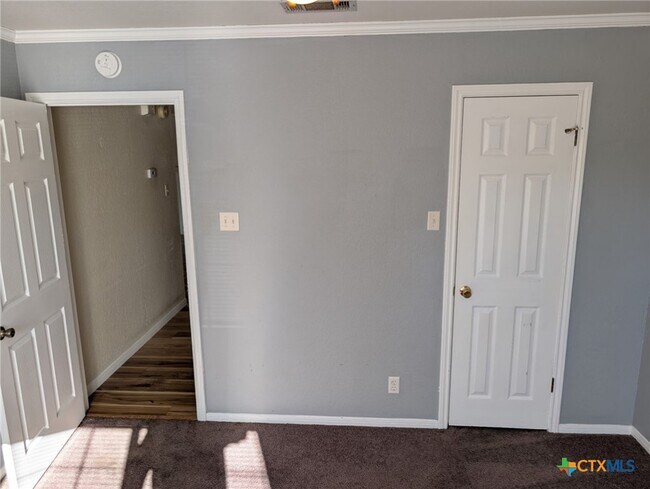 Building Photo - 4309 Chantz Dr