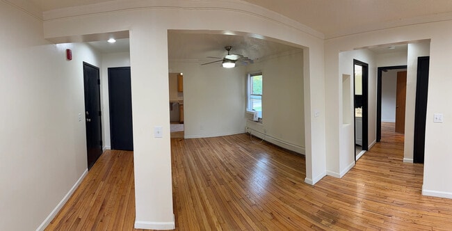 Building Photo - The Baxter Apartments