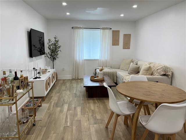 Foto del edificio - 8609 SW 68th Ct