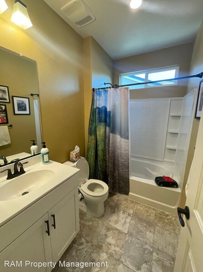 Building Photo - 1 br, 1 bath House - 649 Sacramento Wy Room