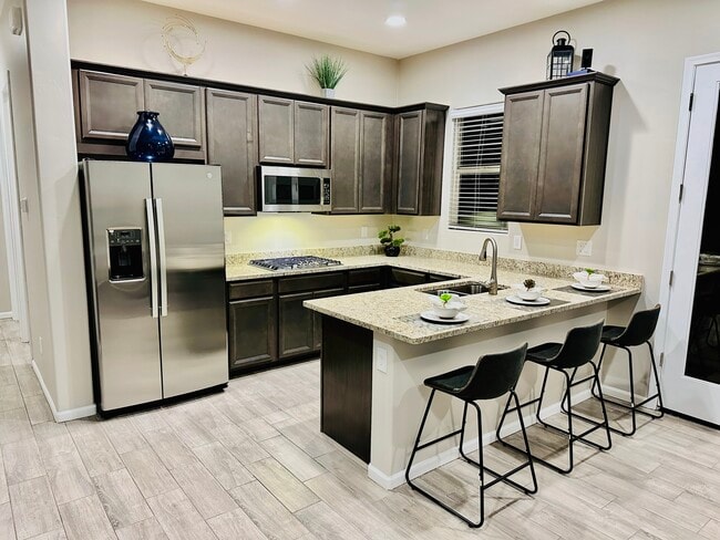 Building Photo - 8060 S Desert Indigo Dr