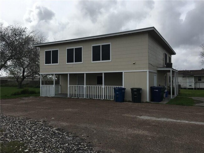 Building Photo - 2907 E Harrington Dr