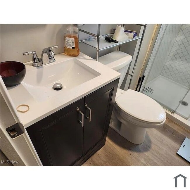 Foto del edificio - 3517 E 44th St