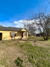 Building Photo - 507 Houston St