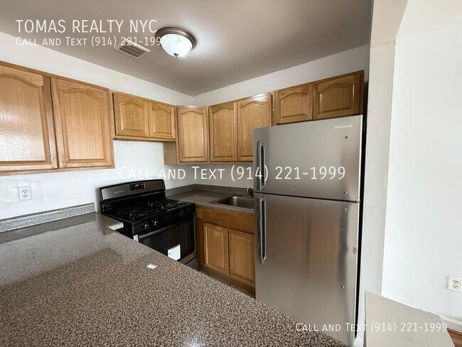 Foto del edificio - 793 Jennings St