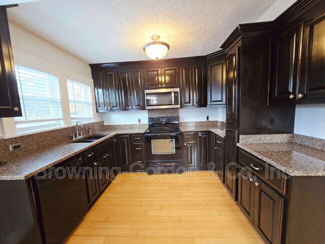 Foto del edificio - 1504 Riverside Dr