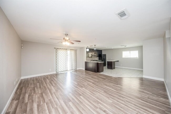 Foto del edificio - 7726 Galleon Field Ln